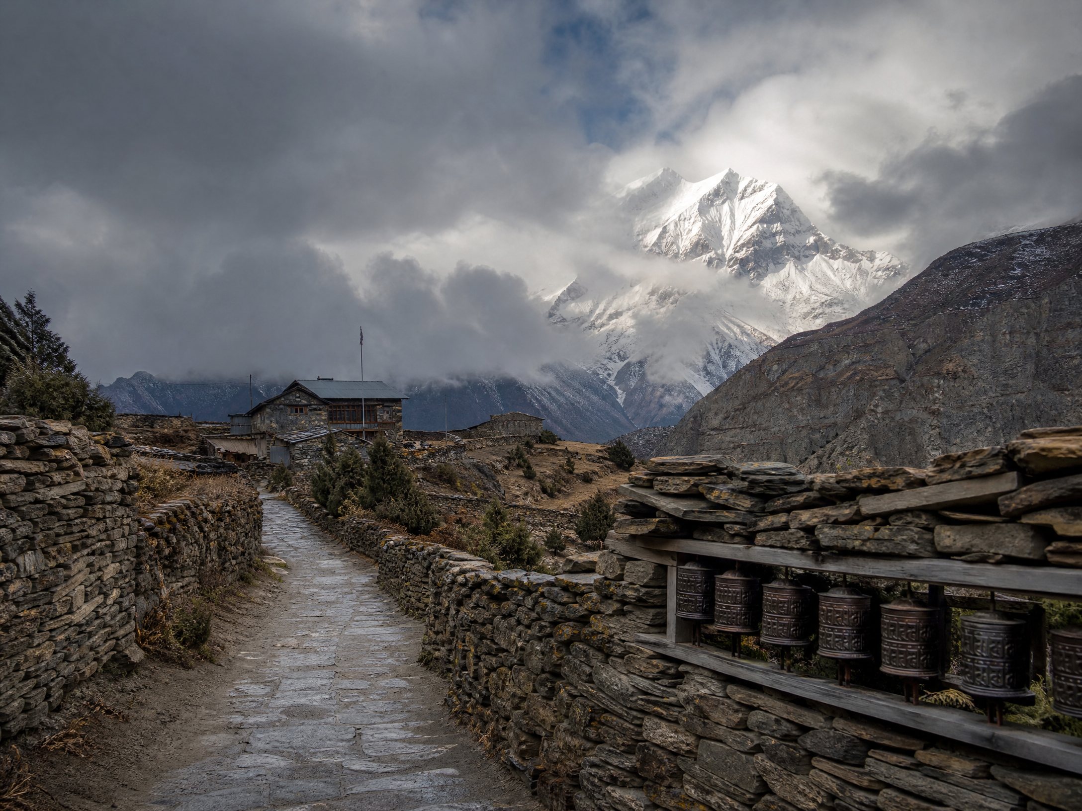Paisaje asociado a la ruta Circuito del Annapurna